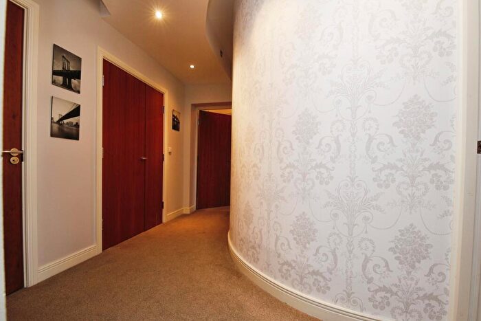 1 Bedroom Flat For Sale In Fletcher Road, Gateshead, Tyne And Wear, NE8