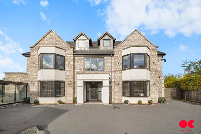 5 Bedroom Detached House For Sale In Freeman Way, Emerson Park, Hornchurch, RM11