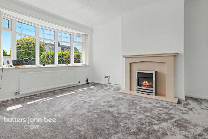 3 Bedroom Semi-Detached House For Sale In Ashcroft Avenue, Crewe, CW2