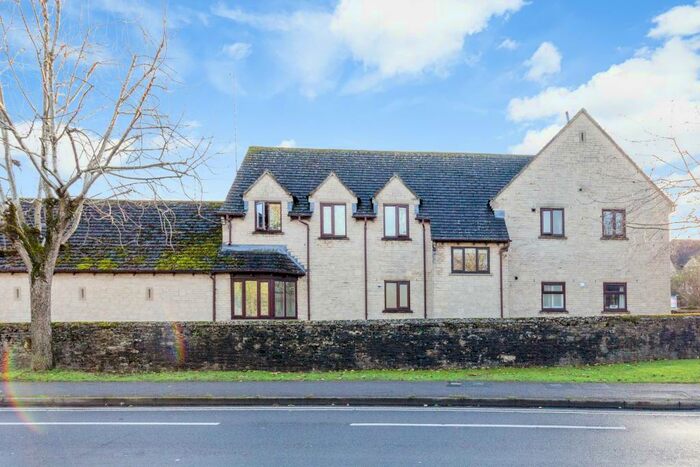 1 Bedroom Apartment To Rent In Langdale Gate, Witney, Oxfordshire, OX28