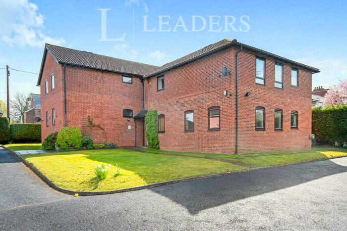 1 Bedroom Flat To Rent In Gordon Road, Haywards Heath, RH16