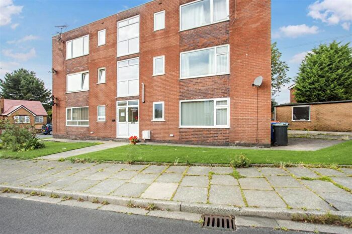 2 Bedroom Apartment For Sale In Fairholmes Way, Thornton-Cleveleys, FY5
