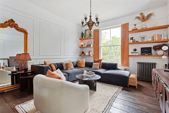 3 Bedroom Flat To Rent In Mildmay Grove South, London, N1