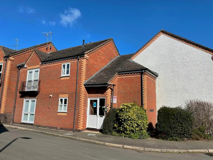 2 Bedroom Flat To Rent In Long Street, Wigston, LE18