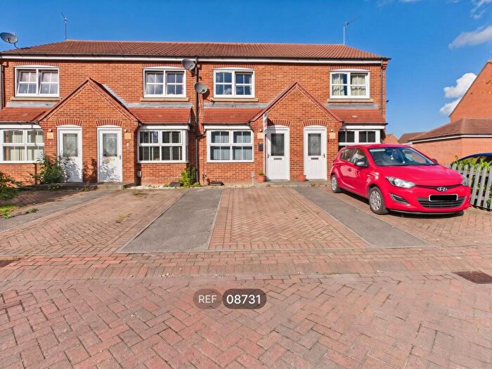 2 Bedroom Terraced House To Rent In Hall Leys Park, Hull, HU7