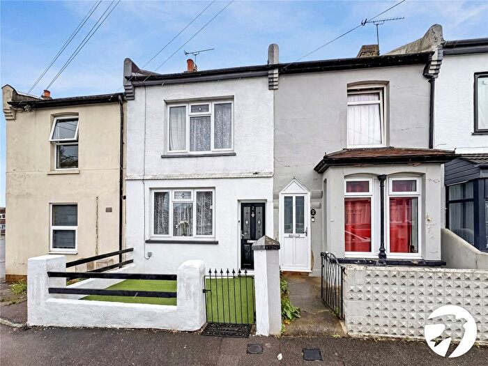 2 Bedroom Terraced House To Rent In Chaucer Road, Gillingham, Kent, ME7
