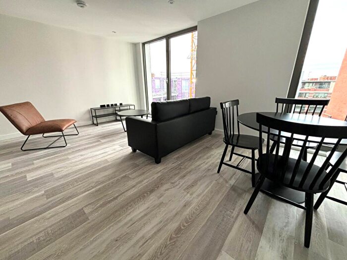 2 Bedroom Apartment To Rent In Apex Lofts, Warwick Street, Digbeth, B12