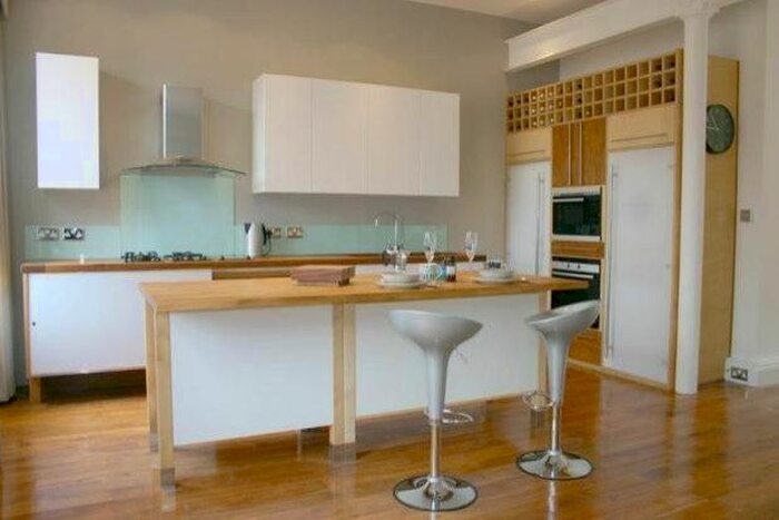 3 Bedroom Flat To Rent In Plumptre Place, Nottingham, NG1