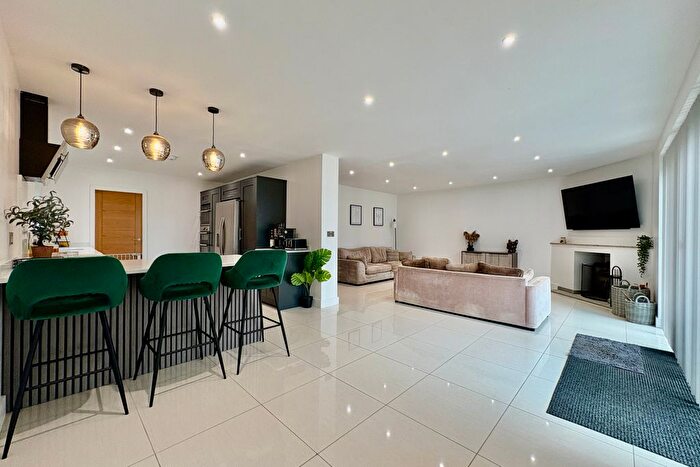 5 Bedroom Detached House For Sale In Back Lane, Appley Bridge, Wigan, WN6