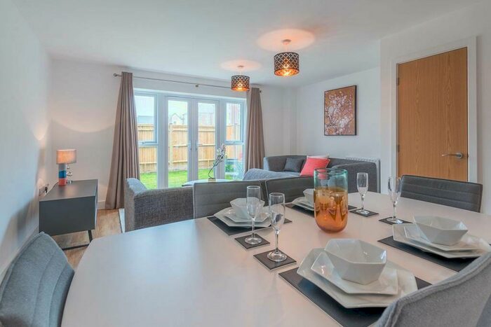 1 Bedroom Maisonette To Rent In Turnpike Lane, Crawley, West Sussex, RH12