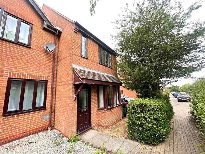 1 Bedroom Flat To Rent In Wistmans, Furzton, Milton Keynes, MK4