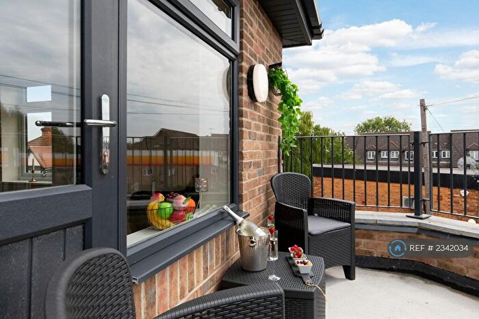 2 Bedroom Flat To Rent In Watford Road, Wembley, HA0