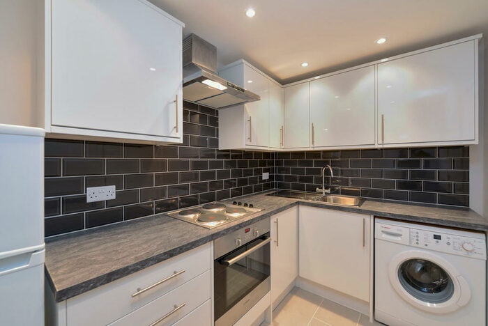 2 Bedroom Apartment To Rent In Euston Road, NW1