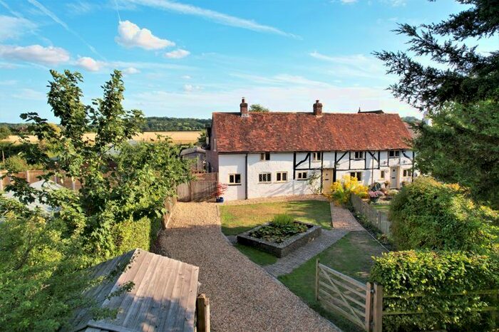 3 Bedroom Semi-Detached House For Sale In Bentley, Farnham, GU10