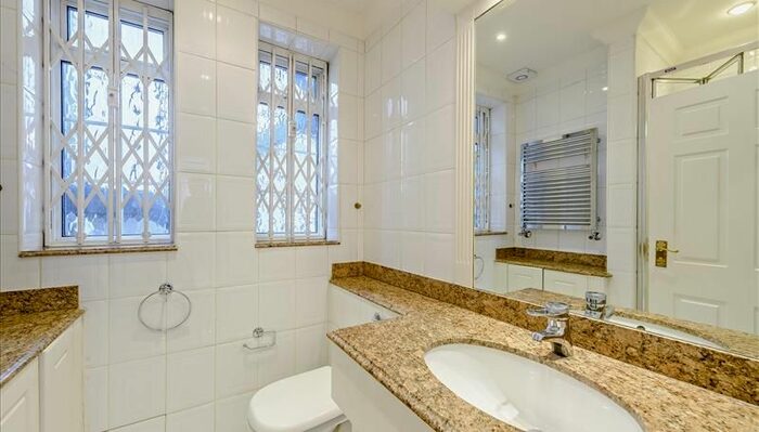 3 Bedroom Flat To Rent In Strathmore Court, Park Road, London, NW8