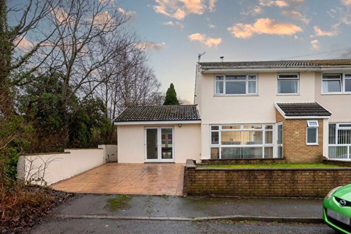 3 Bedroom Semi Detached House For Sale In Mountain Way, Nelson, Treharris, CF46