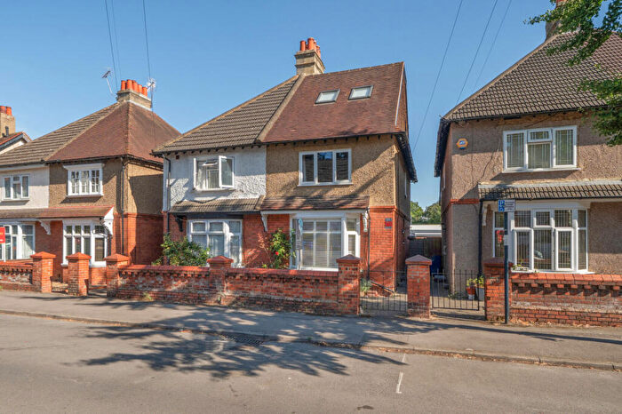 5 Bedroom House For Sale In Clare Road, Maidenhead, Berkshire, SL6