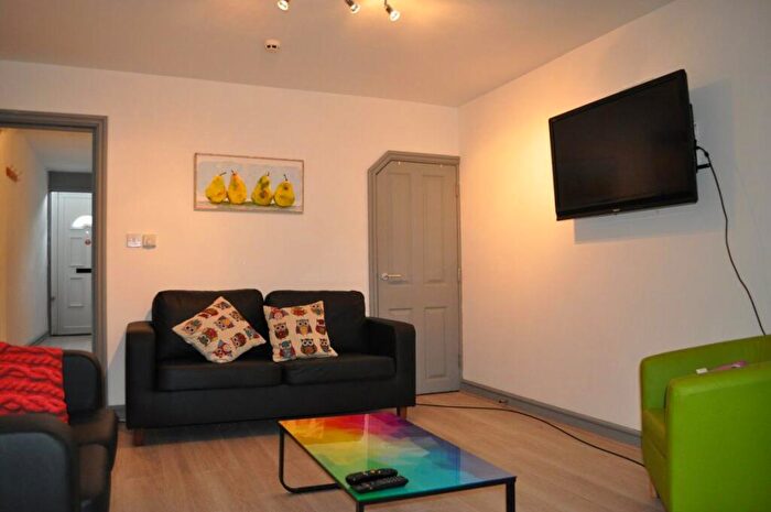 7 Bedroom Property To Rent In Teignmouth Road, B29