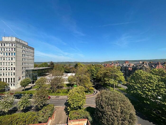 1 Bedroom Flat For Sale In Court Place, Castle Hill Avenue, Folkestone, CT20