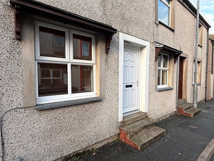 1 Bedroom Flat For Sale In Mona Street, Amlwch, Isle Of Anglesey, LL68