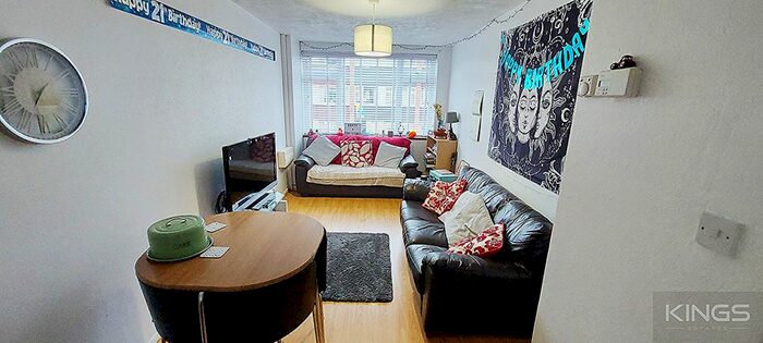 5 Bedroom Terraced House To Rent In Queens Drive, Guildford GU2