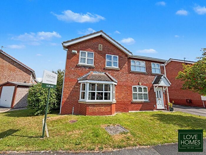 3 Bedroom Semi-Detached House For Sale In The Parklands, Catterall, PR3