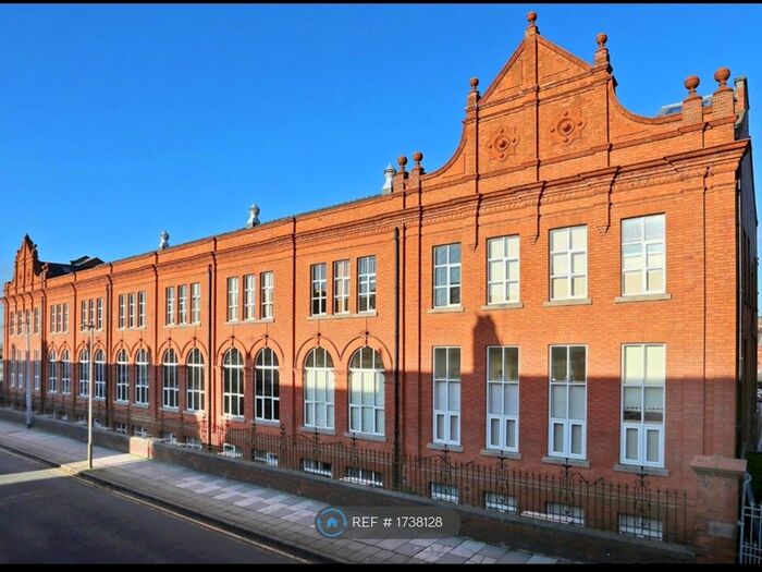 1 Bedroom Flat To Rent In Wheatsheaf Way, Leicester, LE2