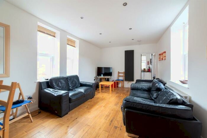5 Bedroom Maisonette To Rent In &#;pppw - Rothbury Terrace, Heaton, Newcastle Upon Tyne, NE6