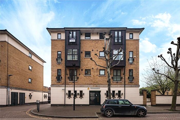 2 Bedroom Flat To Rent In Montague House, Wesley Avenue, London, E16