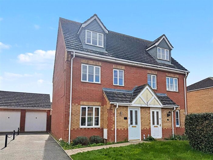 3 Bedroom Semi Detached House To Rent In The Pastures, Cowbit, PE12