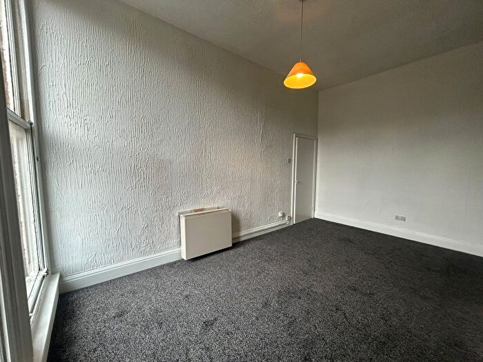 1 Bedroom Flat To Rent In Swinley Road, Wigan, WN1