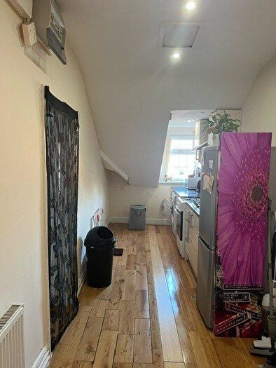 1 Bedroom Flat To Rent In Church Road, Moseley, Birmingham, B13