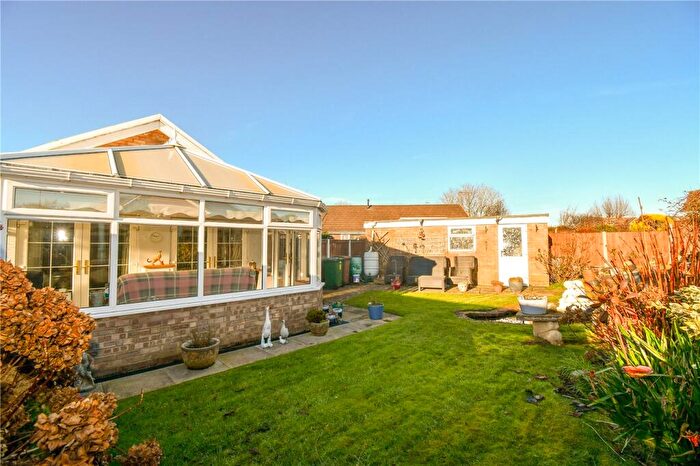 1 Bedroom Bungalow For Sale In Almond Way, Greasby, Wirral, CH49