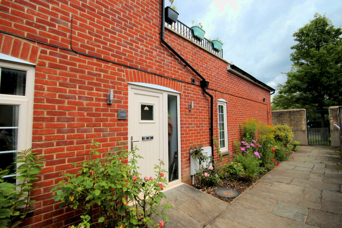 2 Bedroom Apartment To Rent In Stert Street, Abingdon, Oxfordshire, OX14