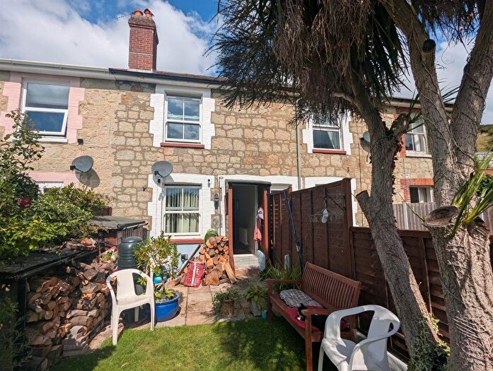 2 Bedroom Cottage For Sale In Leeson Road, Ventnor, PO38