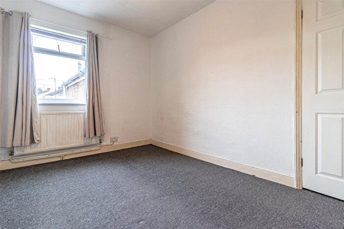 2 Bedroom Terraced House For Sale In Birch Street, Swindon, Wiltshire, SN1