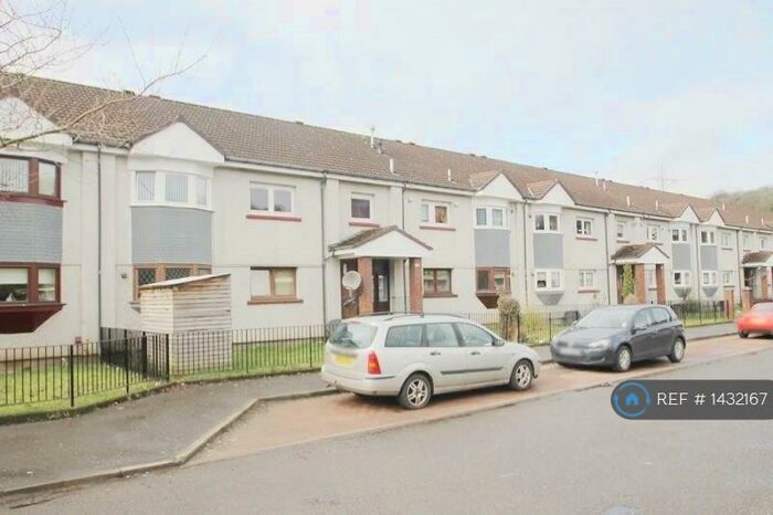 2 Bedroom Flat To Rent In Drummore Road, Glasgow, G15