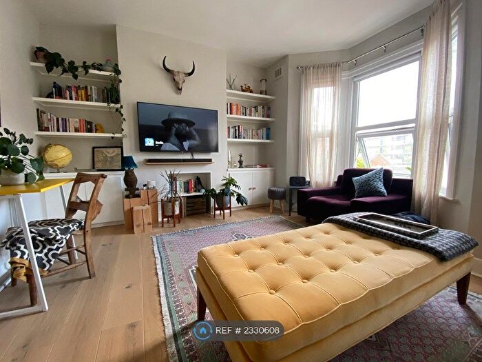 1 Bedroom Flat To Rent In Gosterwood Street, London, SE8