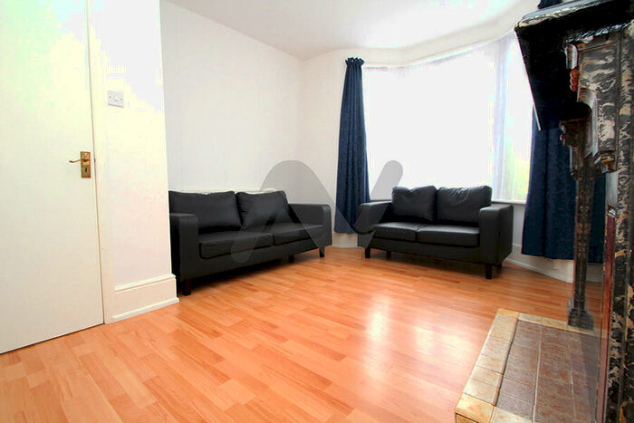 1 Bedroom Ground Flat To Rent In Hermitage Road, London, N4