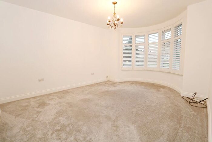 2 Bedroom Semi-Detached Bungalow For Sale In Woodfield Road, Hadleigh, Essex, SS7