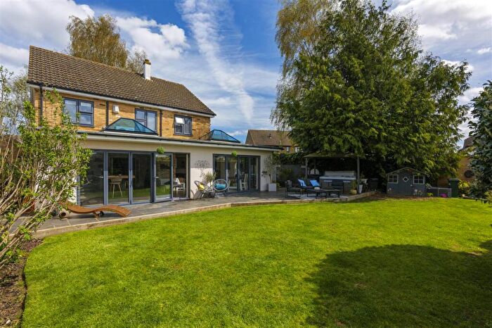 4 Bedroom Detached House For Sale In Shearers Close, Grove Green, ME14