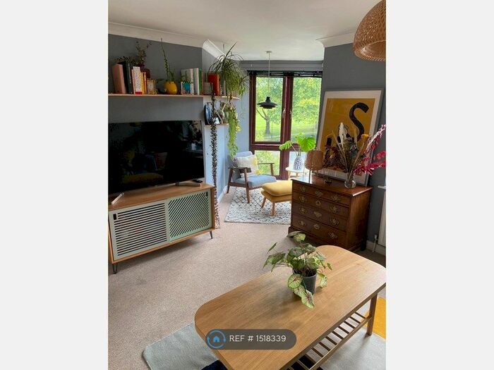 2 Bedroom Flat To Rent In Hackney, London, E5