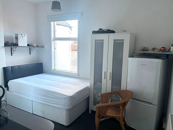 Studio To Rent In Edgwick Road, Coventry, West Midlands, CV6