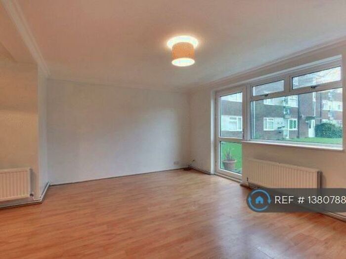 2 Bedroom Flat To Rent In Barley Close, Crawley, RH10