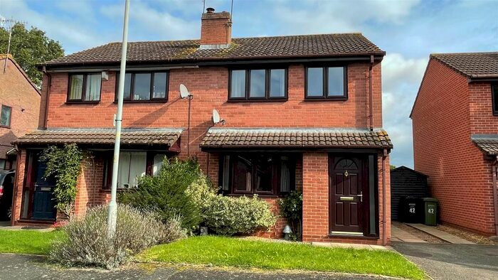 3 Bedroom Semi-Detached House To Rent In Hawthorne Close, Drakes Broughton, Pershore, WR10