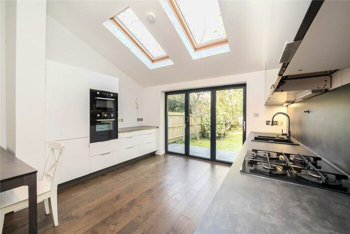 3 Bedroom Apartment To Rent In Cranhurst Road, London, NW2