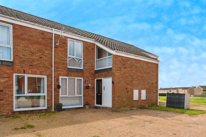 2 Bedroom Terraced House For Sale In Sycamore Walk, Raf Lakenheath, Brandon, IP27
