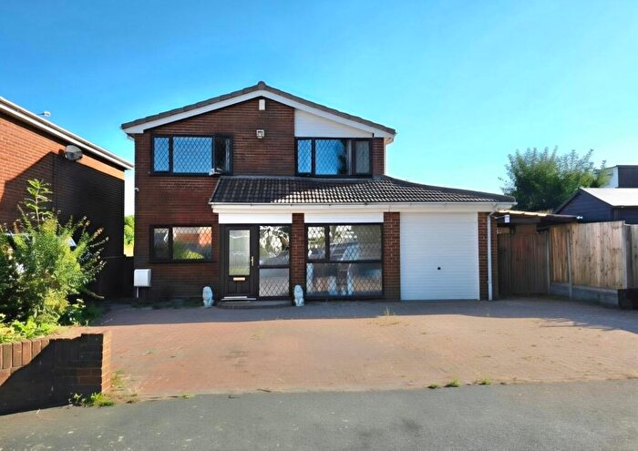 4 Bedroom Detached House For Sale In Davies Road, Exhall, Coventry, CV7