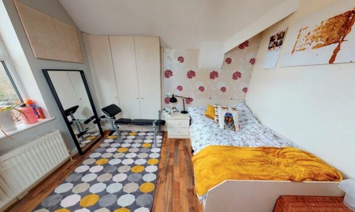 6 Bedroom Terraced House To Rent In Holly Bank, Headingley, Leeds, LS6