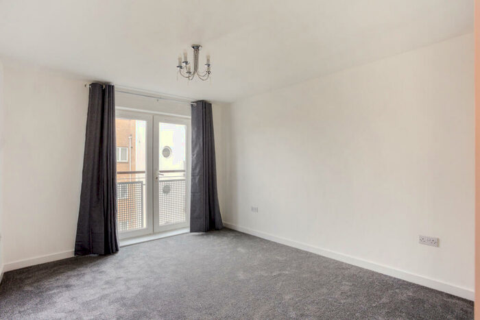 2 Bedroom Apartment To Rent In Bridge Wharf, Chertsey, KT16